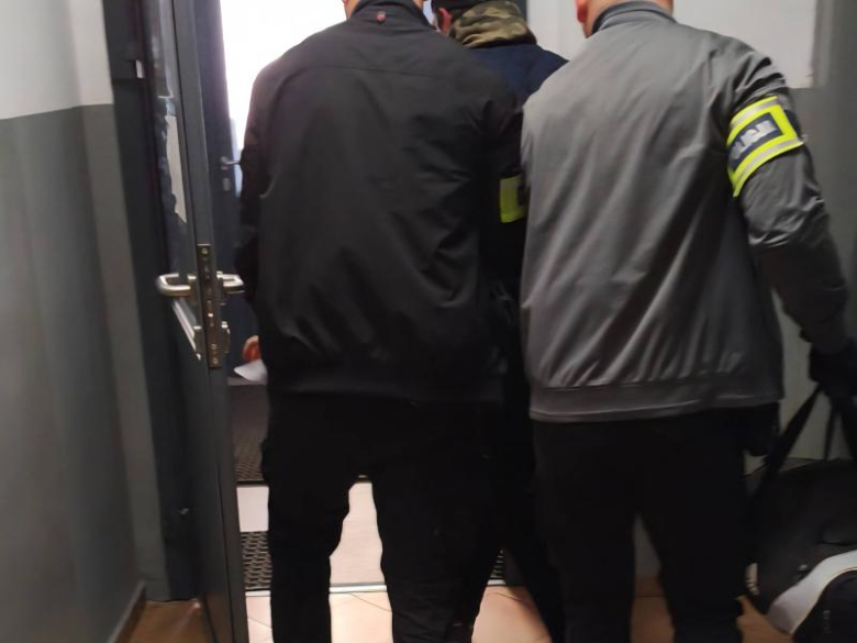 Kilka osób zatrzymanych w dwa dni. Ujawniono też kolumbijkę nielegalnie przebywającą w Polsce