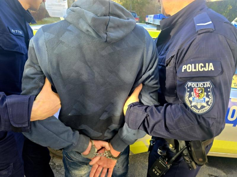 Kilka osób zatrzymanych w dwa dni. Ujawniono też kolumbijkę nielegalnie przebywającą w Polsce