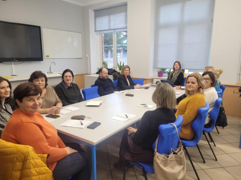 „Zawodowi transformersi” w powiecie ząbkowickim. Nauczyciele i uczniowie zdobywają nowe kwalifikacje