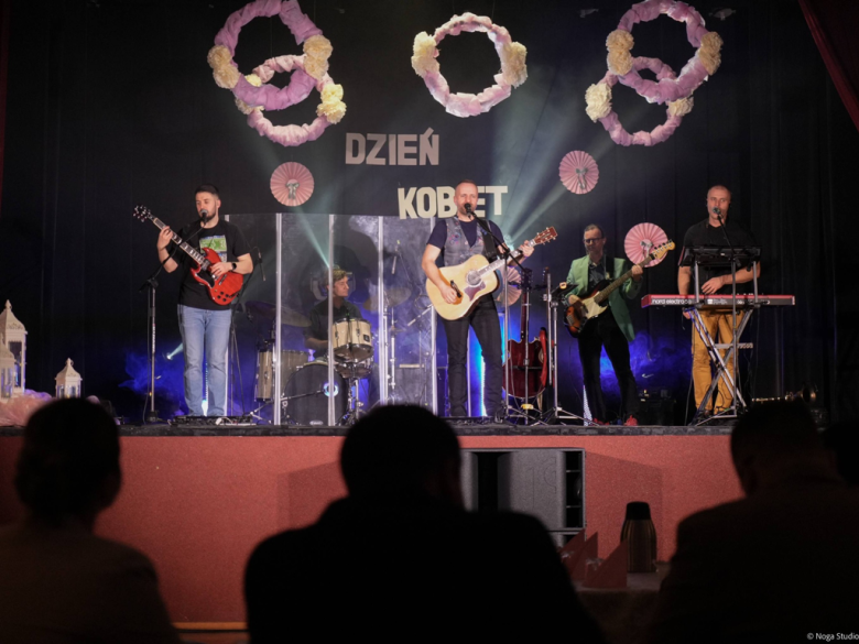 Gminny Dzień Kobiet w Ciepłowodach