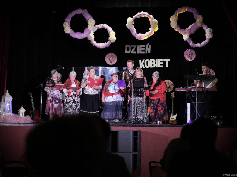 Gminny Dzień Kobiet w Ciepłowodach