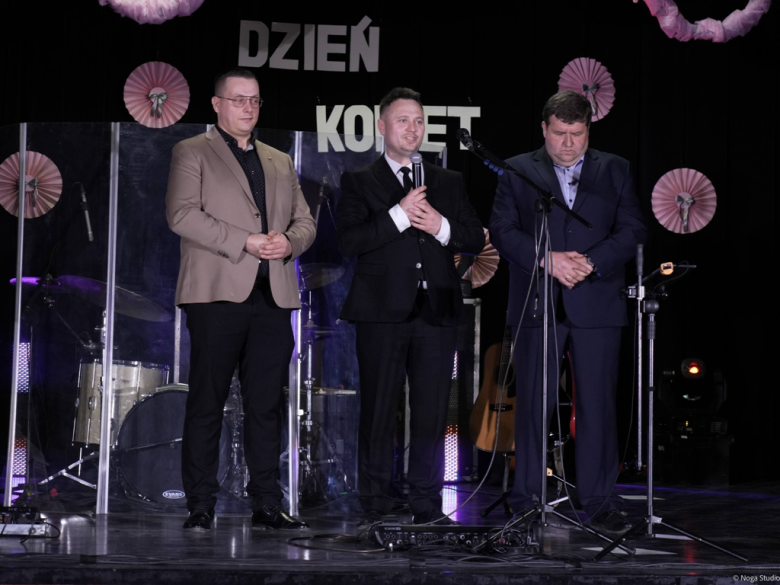 Gminny Dzień Kobiet w Ciepłowodach