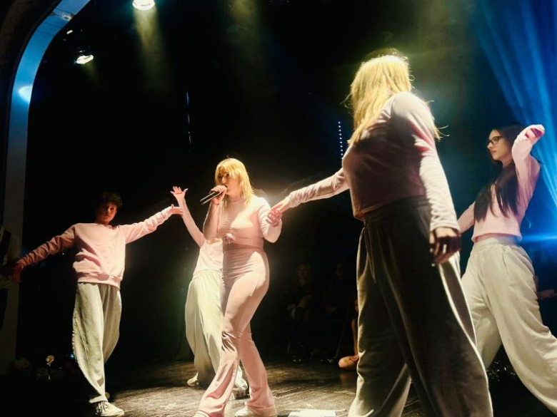 „Zanim zamilknę” – musical o empatii i odpowiedzialności słów z premierą w Ziębicach