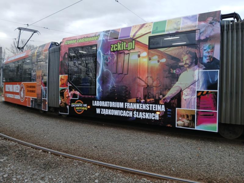 Tramwaj reklamujący Ząbkowice Śląskie już jeździ po Wrocławiu