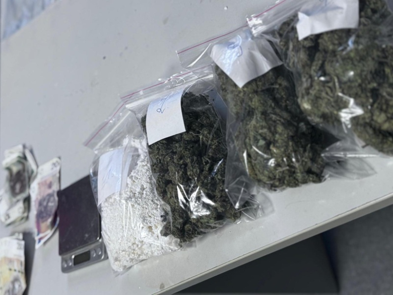 Amfetaminę chował w zamrażarce, a marihuanę w pralce. 30-latek trafił do tymczasowego aresztu