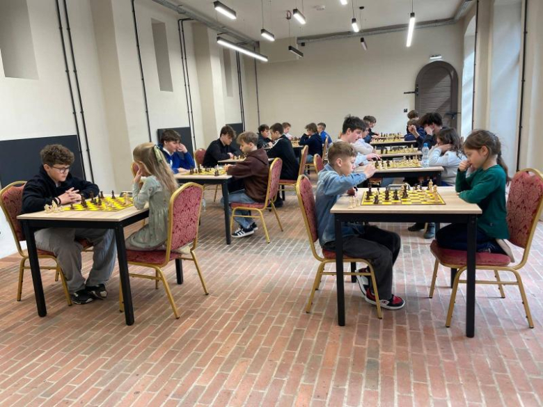 Młodzi szachiści rywalizowali w Kamieńcu Ząbkowickim