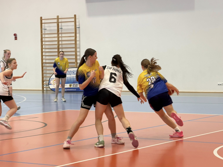 Finał Powiatowy w Piłce Ręcznej Dziewcząt – podsumowanie