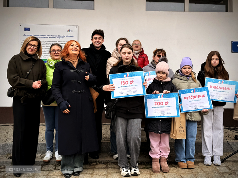 Świąteczna atmosfera na Jarmarku Wielkanocnym w Ziębicach