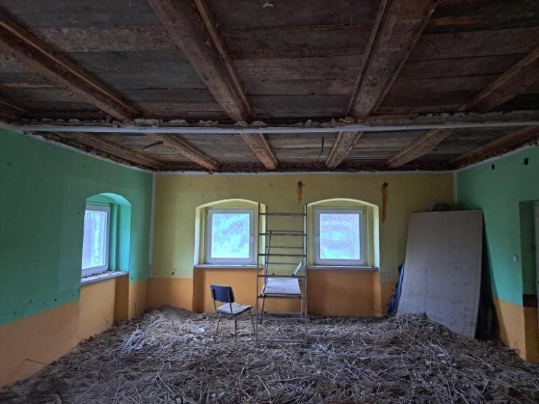 Świetlica wiejska w Cienkowicach przed remontem