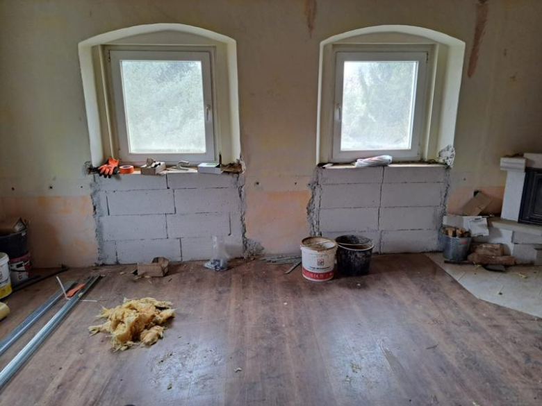 Świetlica wiejska w Cienkowicach w trakcie prac remontowych