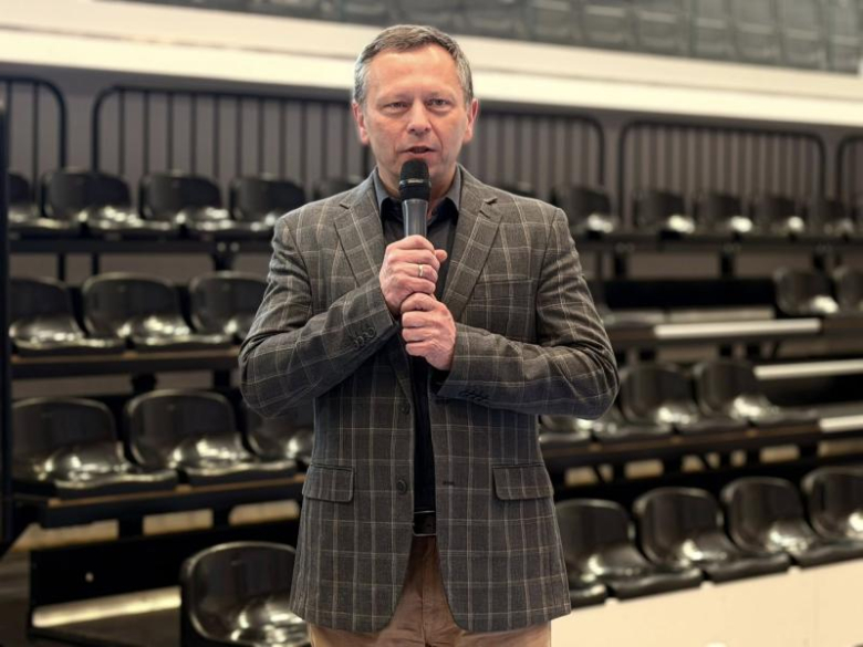 Finał powiatowy w piłce ręcznej w Ziębicach. Gospodynie i gospodarze najlepsi