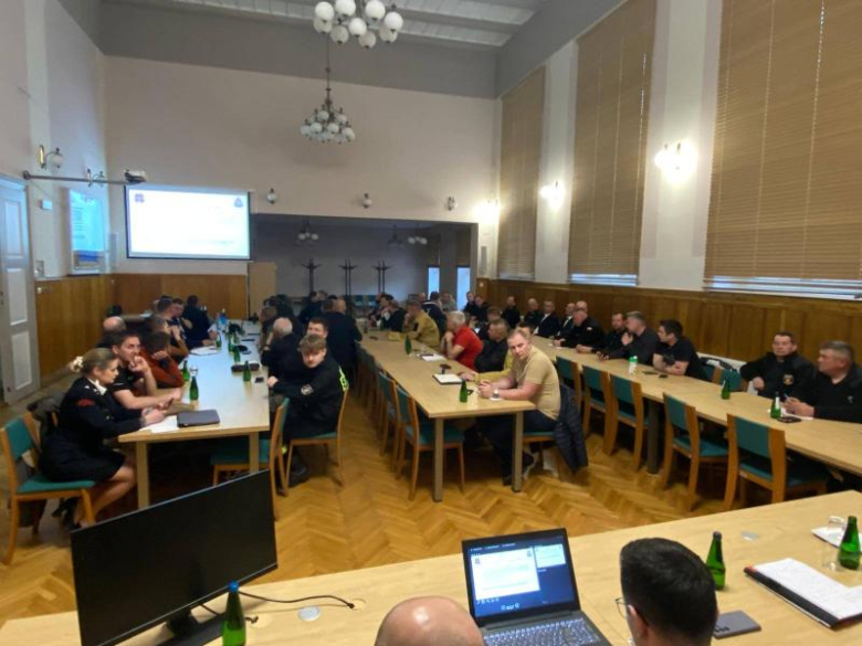 Spotkanie przedstawicieli komendy powiatowej straży pożarnej z naczelnikami OSP