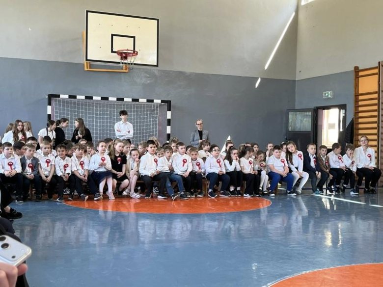 Patriotyczne obchody w Henrykowie