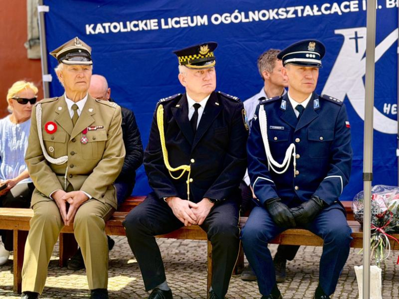 Uroczyste obchody 235. rocznicy Konstytucji 3 Maja i Dnia św. Floriana w Henrykowie