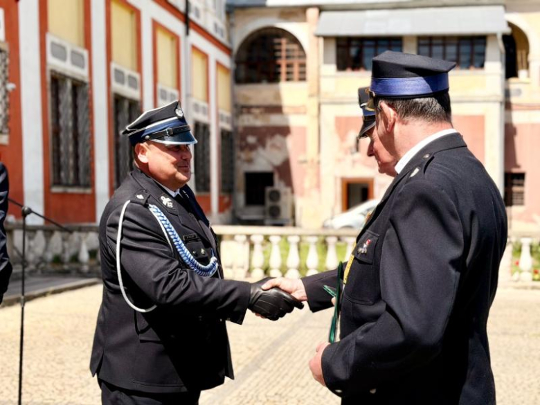 Uroczyste obchody 235. rocznicy Konstytucji 3 Maja i Dnia św. Floriana w Henrykowie