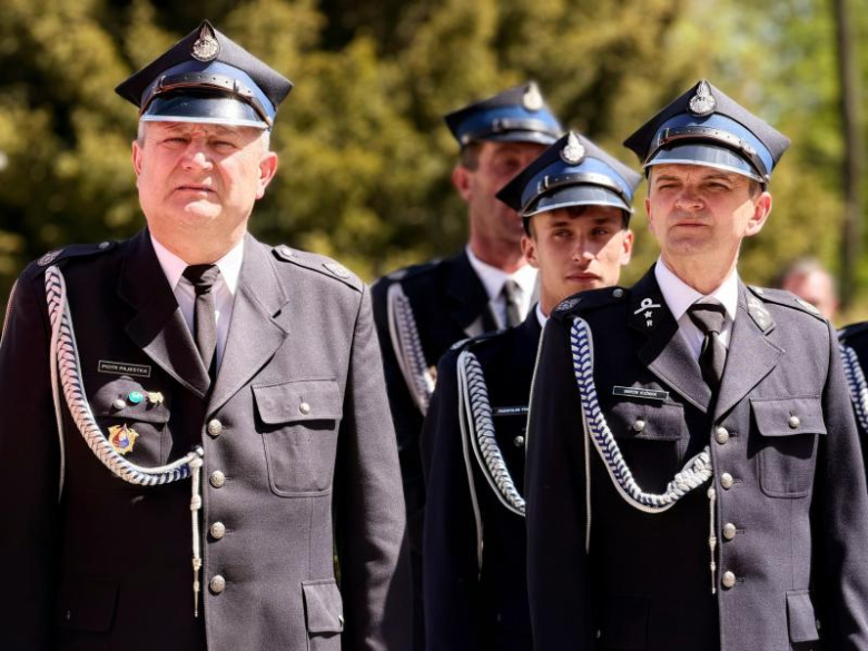 Uroczyste obchody 235. rocznicy Konstytucji 3 Maja i Dnia św. Floriana w Henrykowie