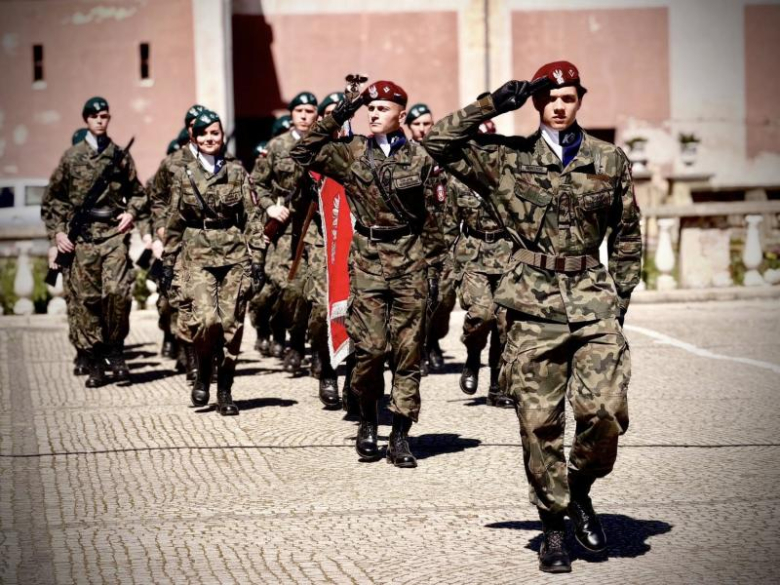 Uroczyste obchody 235. rocznicy Konstytucji 3 Maja i Dnia św. Floriana w Henrykowie