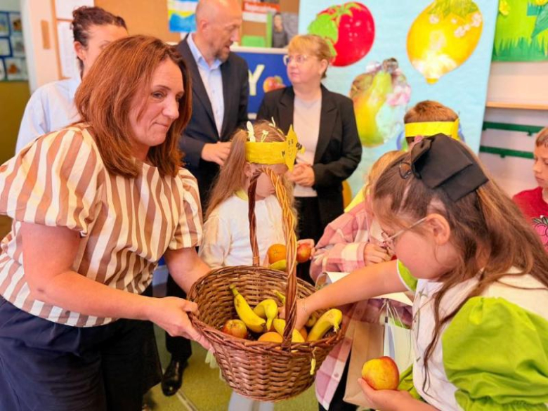 „W zdrowym ciele zdrowy duch” – gminny konkurs promujący zdrowie w SP4 w Ziębicach