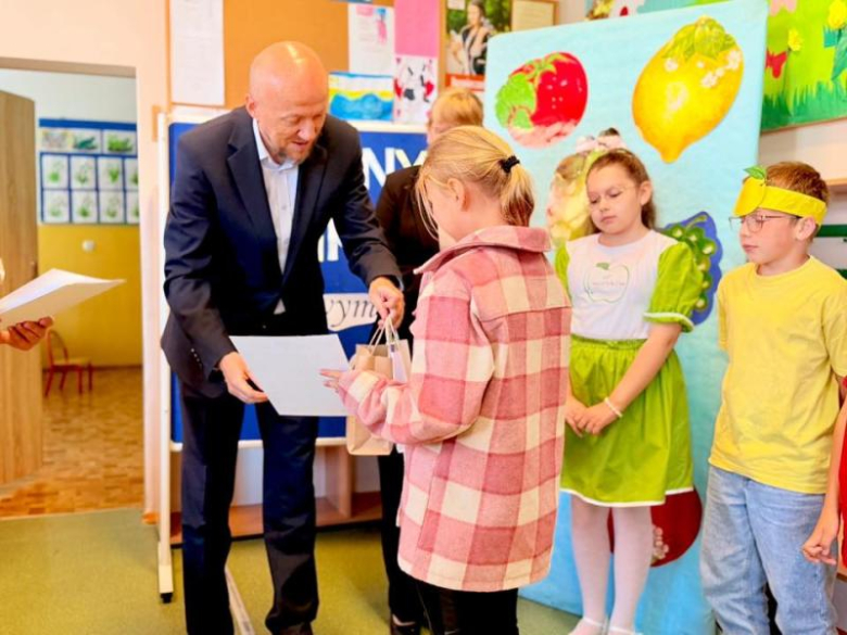 „W zdrowym ciele zdrowy duch” – gminny konkurs promujący zdrowie w SP4 w Ziębicach