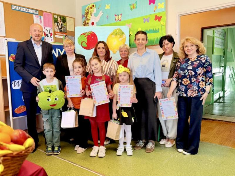 „W zdrowym ciele zdrowy duch” – gminny konkurs promujący zdrowie w SP4 w Ziębicach