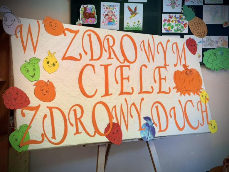 „W zdrowym ciele zdrowy duch” – gminny konkurs promujący zdrowie w SP4 w Ziębicach