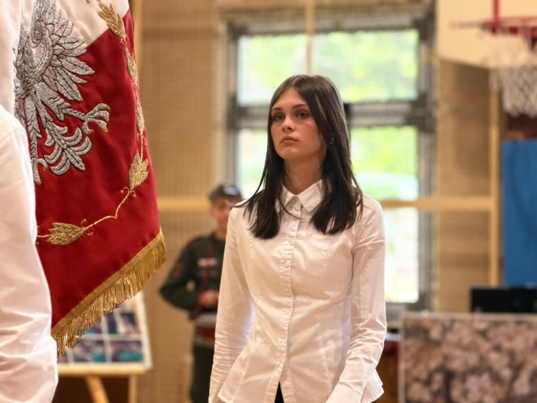 Dzień Patrona i przekazanie sztandaru w Szkole Podstawowej nr 4 w Ziębicach