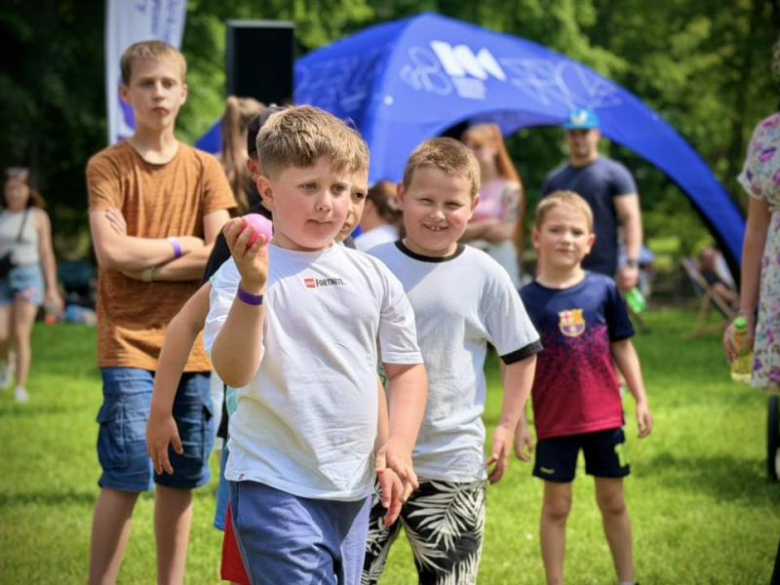 Tłumy dzieci opanowały Park Miejski w Ziębicach. Dzień Dziecka pełen atrakcji i dobrej zabawy [foto]