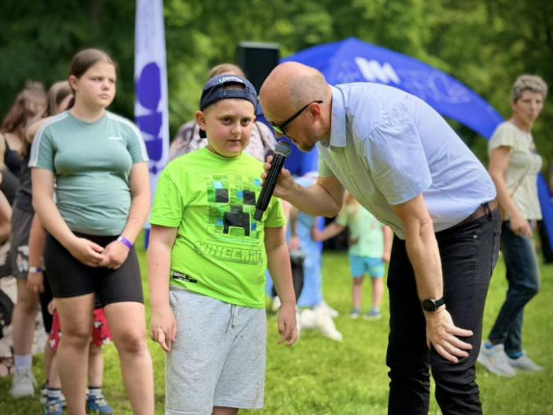 Tłumy dzieci opanowały Park Miejski w Ziębicach. Dzień Dziecka pełen atrakcji i dobrej zabawy [foto]