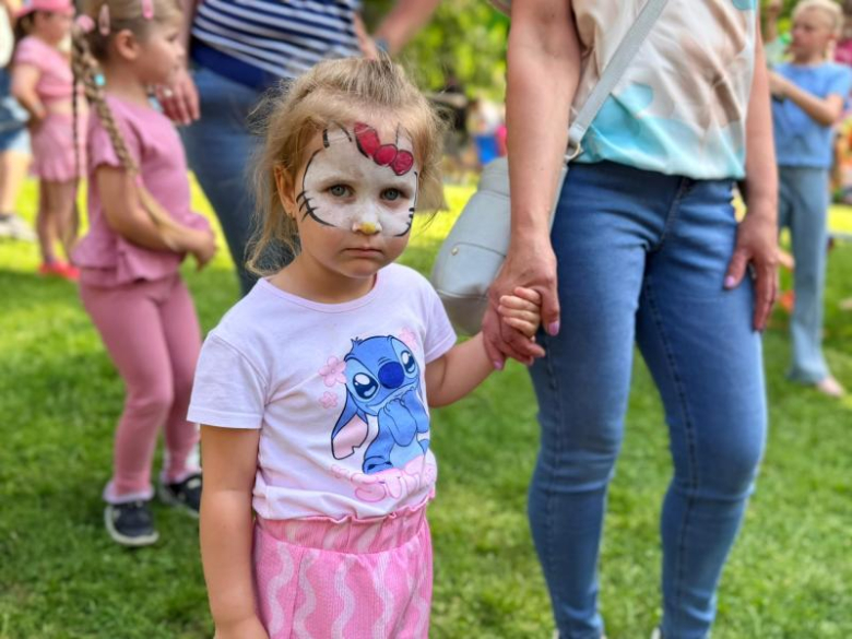 Tłumy dzieci opanowały Park Miejski w Ziębicach. Dzień Dziecka pełen atrakcji i dobrej zabawy [foto]