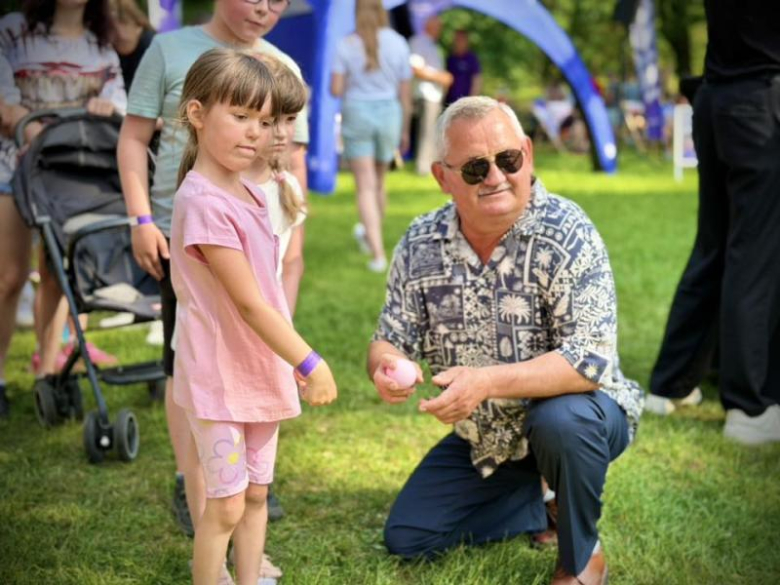 Tłumy dzieci opanowały Park Miejski w Ziębicach. Dzień Dziecka pełen atrakcji i dobrej zabawy [foto]