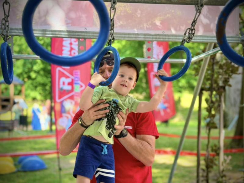 Tłumy dzieci opanowały Park Miejski w Ziębicach. Dzień Dziecka pełen atrakcji i dobrej zabawy [foto]