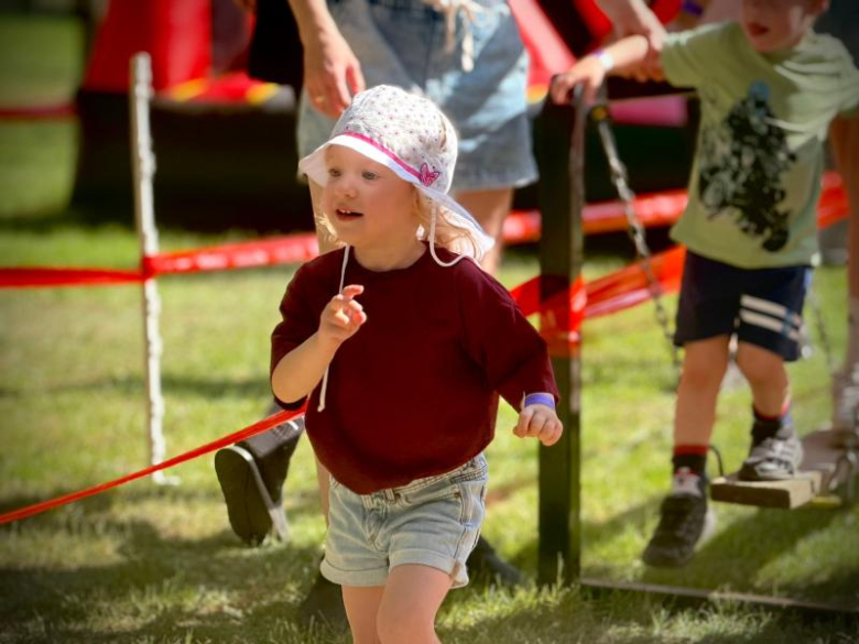 Tłumy dzieci opanowały Park Miejski w Ziębicach. Dzień Dziecka pełen atrakcji i dobrej zabawy [foto]