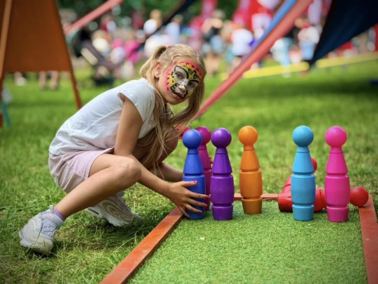Tłumy dzieci opanowały Park Miejski w Ziębicach. Dzień Dziecka pełen atrakcji i dobrej zabawy [foto]