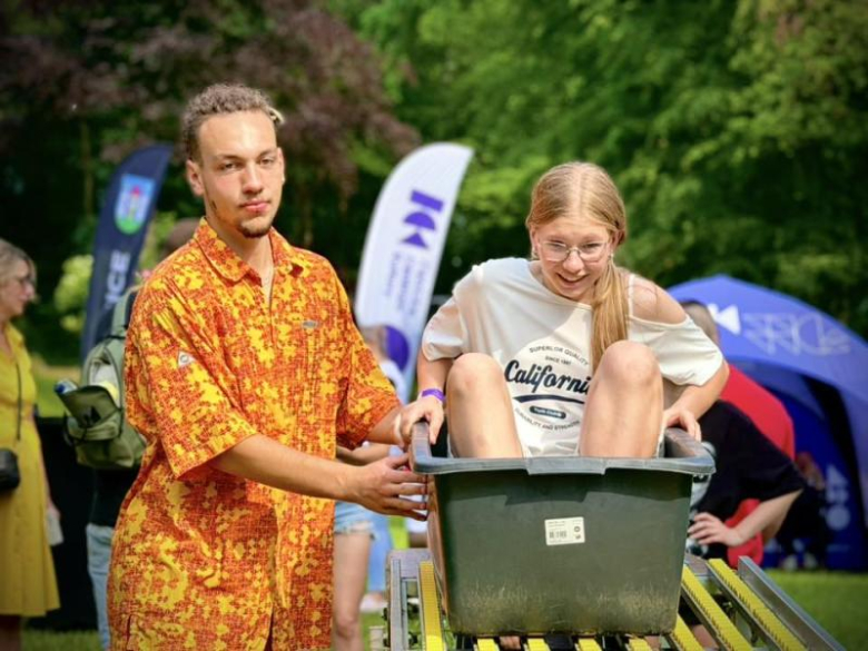 Tłumy dzieci opanowały Park Miejski w Ziębicach. Dzień Dziecka pełen atrakcji i dobrej zabawy [foto]