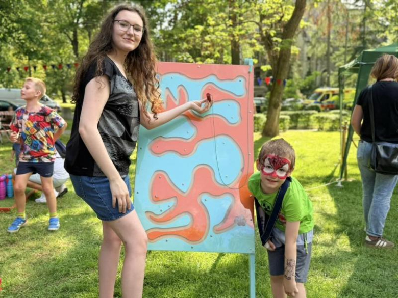 Tłumy dzieci opanowały Park Miejski w Ziębicach. Dzień Dziecka pełen atrakcji i dobrej zabawy [foto]