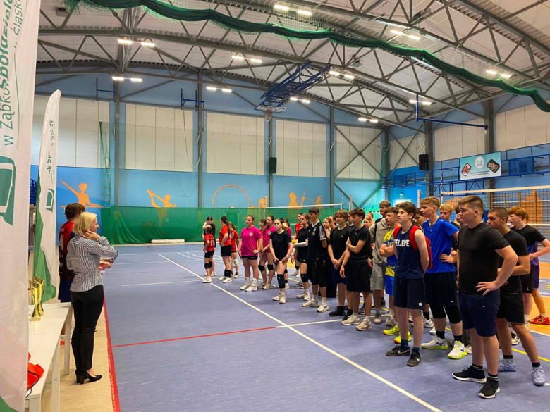 Sportowa rywalizacja podczas Turnieju Siatkówki