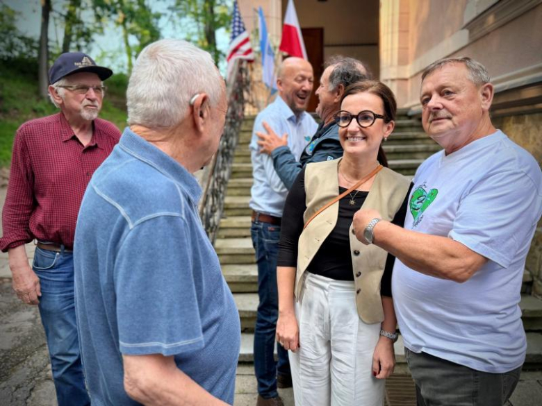Delegacja z partnerskiego miasta Brighton już w Ziębicach. Gościom z USA przewodzi burmistrz