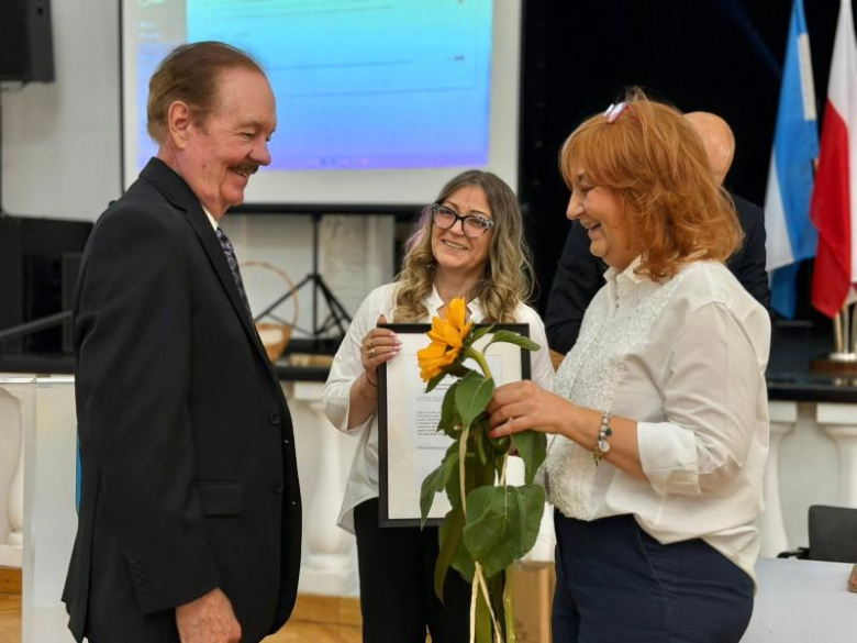 Honorowi Obywatele, nowe rondo i ulica Mariana Kasprzyka. Wyjątkowa sesja Rady Miejskiej w Ziębicach