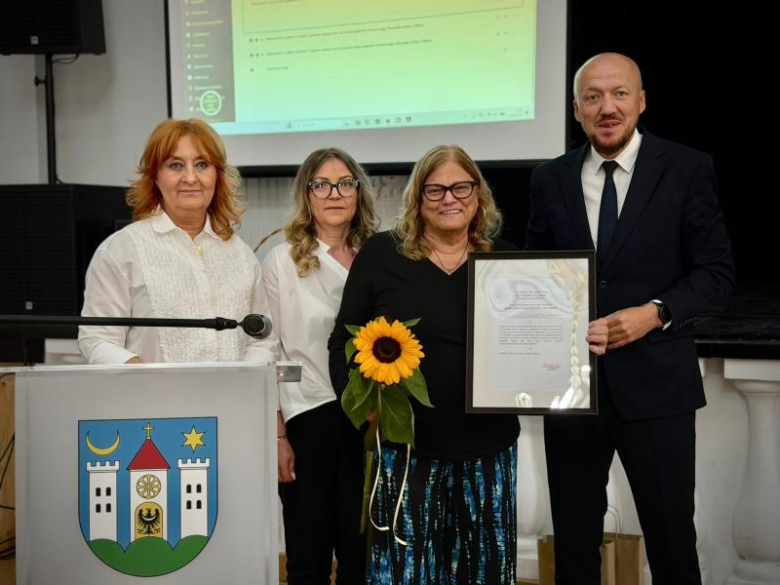 Honorowi Obywatele, nowe rondo i ulica Mariana Kasprzyka. Wyjątkowa sesja Rady Miejskiej w Ziębicach
