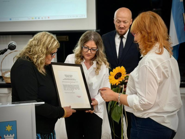 Honorowi Obywatele, nowe rondo i ulica Mariana Kasprzyka. Wyjątkowa sesja Rady Miejskiej w Ziębicach