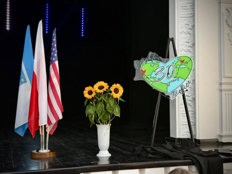 Honorowi Obywatele, nowe rondo i ulica Mariana Kasprzyka. Wyjątkowa sesja Rady Miejskiej w Ziębicach