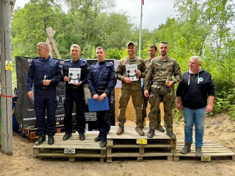 V Zawody Strzeleckie Służb Mundurowych o Puchar Burmistrza Ziębic