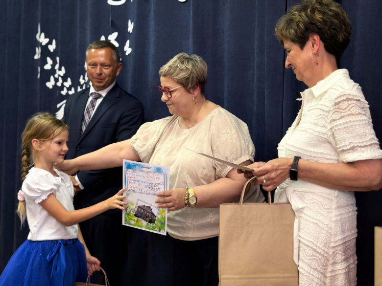 Uroczyste zakończenie roku przedszkolnego w Henrykowie