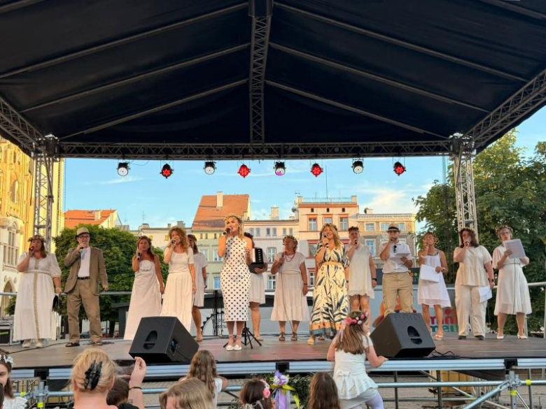 Muzyczna Noc Świętojańska na ząbkowickim rynku. Młodzi artyści zachwycili publiczność