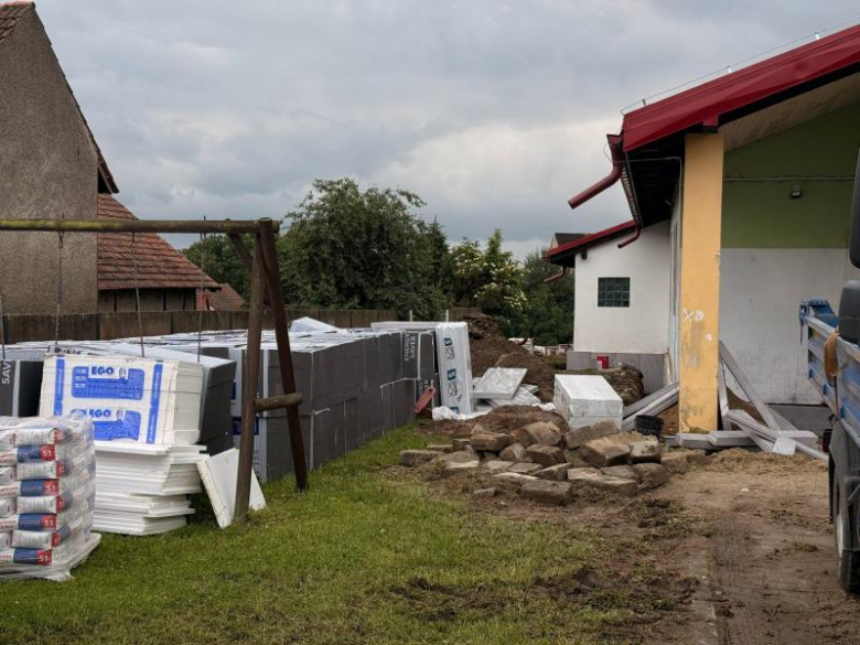 Ruszyła termomodernizacja świetlicy wiejskiej w Starym Henrykowie. Inwestycja za 680 tys. zł