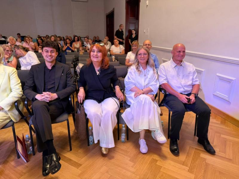 Zakończenie roku szkolnego uczniów klas ósmych Szkoły Podstawowej nr 2 w Ziębicach