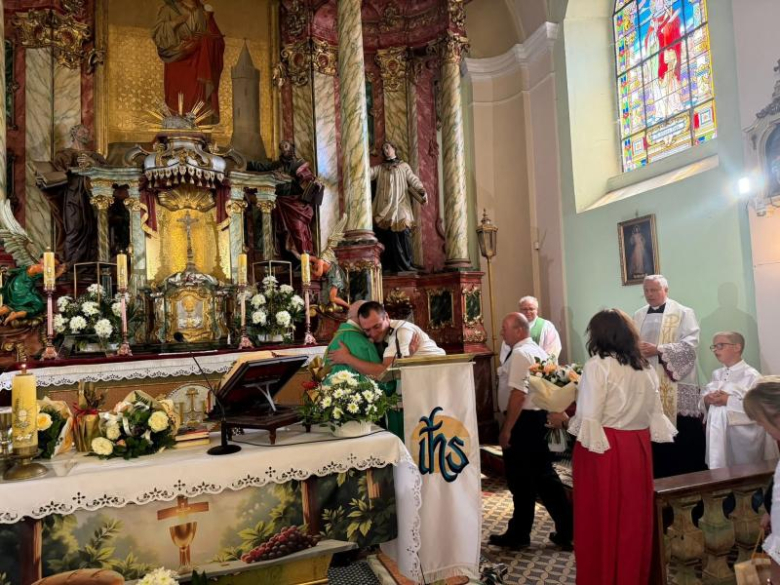 Po ponad 52 latach kapłaństwa i 18 latach w Stoszowicach ksiądz Marian Maluk przeszedł na emeryturę