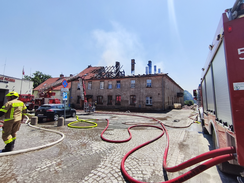 Pożar budynku wielorodzinnego przy ul. Złotostockiej w Kamieńcu Ząbkowickim