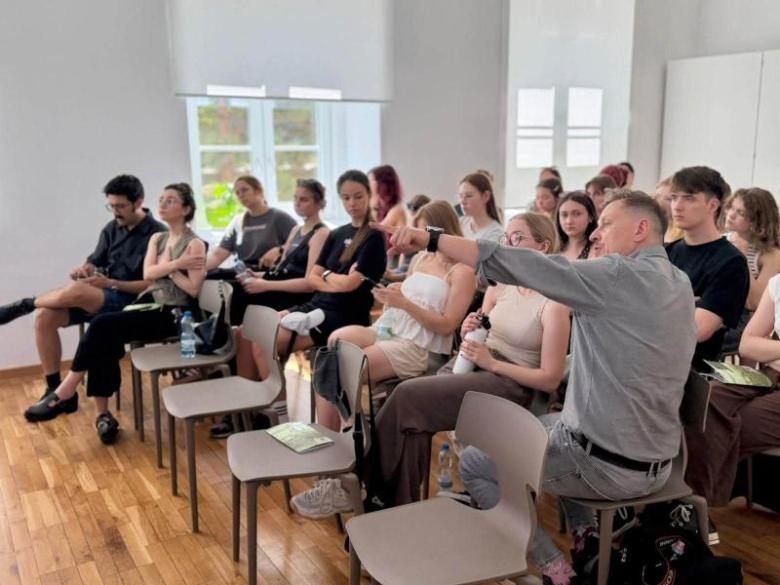Studenci architektury pracują nad koncepcjami zagospodarowania Ziębic. Trwają tygodniowe praktyki