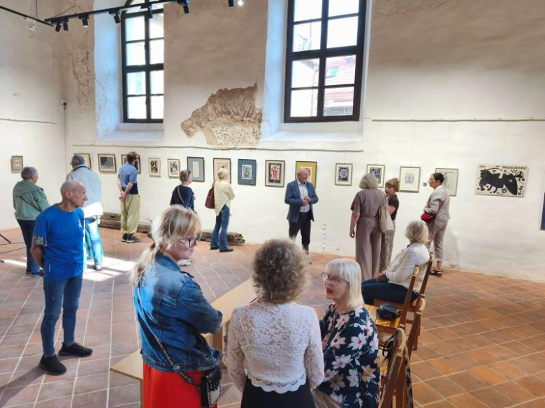 Plakaty dwóch mistrzów polskiej grafiki w Galerii Sztuki przy Cerkwi